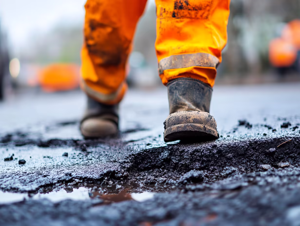 Fixing Potholes – A Step-by-Step Guide To Asphalt Pothole Repair In Oklahoma City